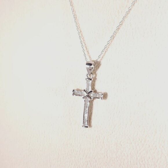 Simulated Diamond Knotted Cross Pendant with ITALIAN sterling silver chain - Picture 3 of 9